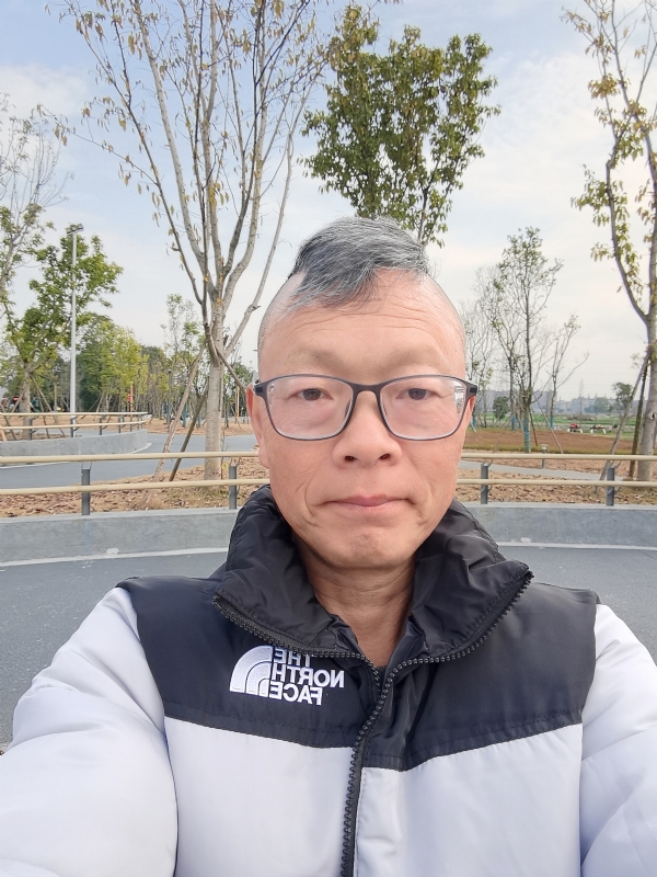 做喜欢的事的第一张照片--连江相亲服务中心