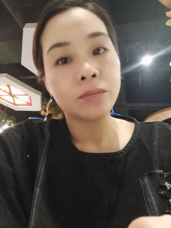 喜欢黑巧的第一张照片--连江相亲服务中心